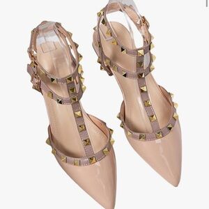 Women's Nude pink Pointed-Toe Studded T-Strap Flats